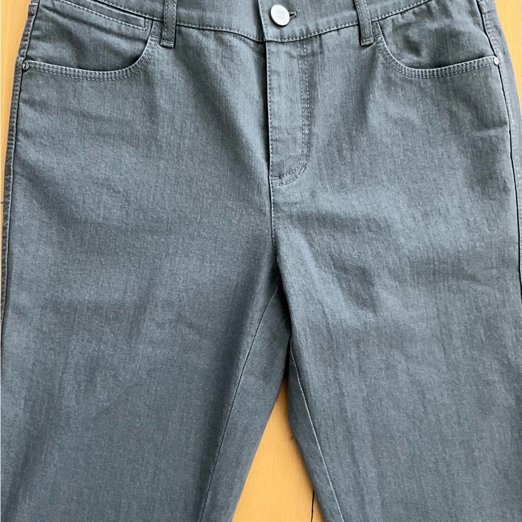 Lafayette 148 Gray Pants, Waist: 28”, Inseam: 29”